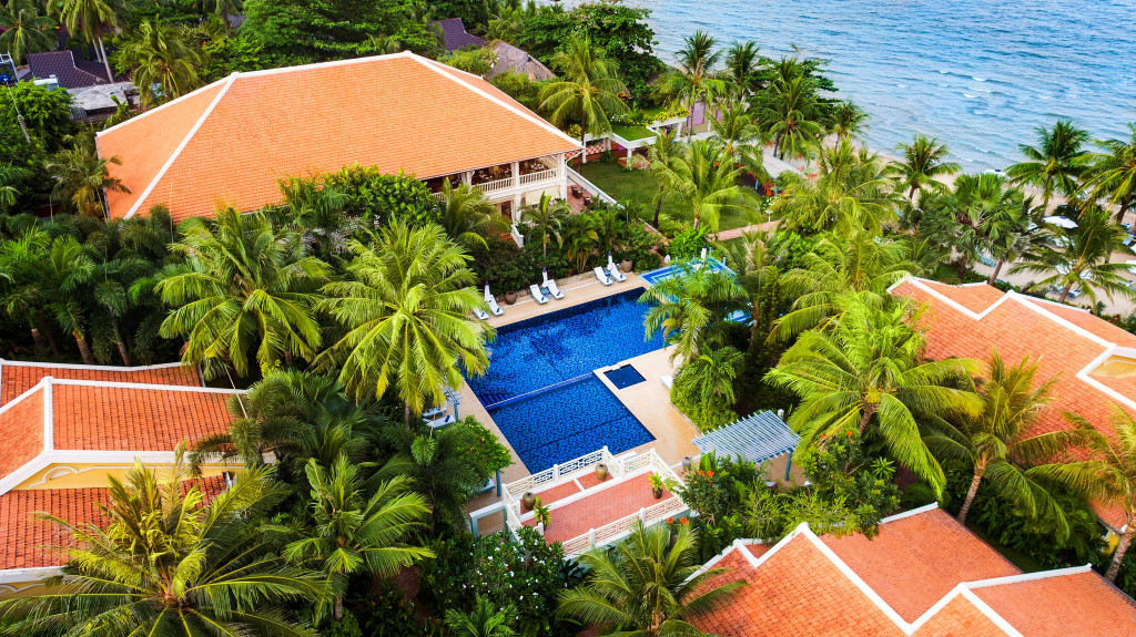Bể bơi ngoài trời thơ mộng tại La Veranda