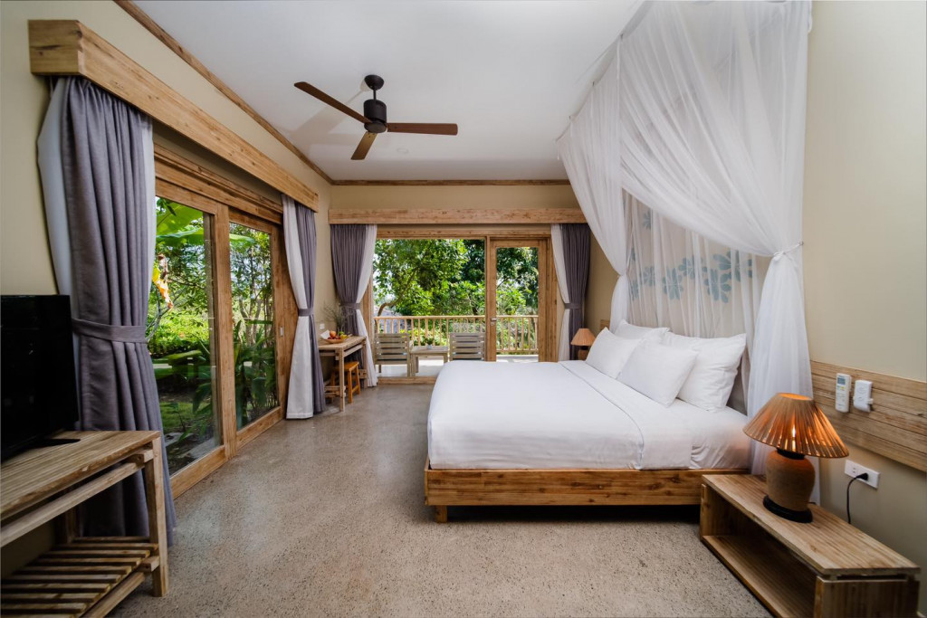 View đồi Lahana Resort Phú Quốc