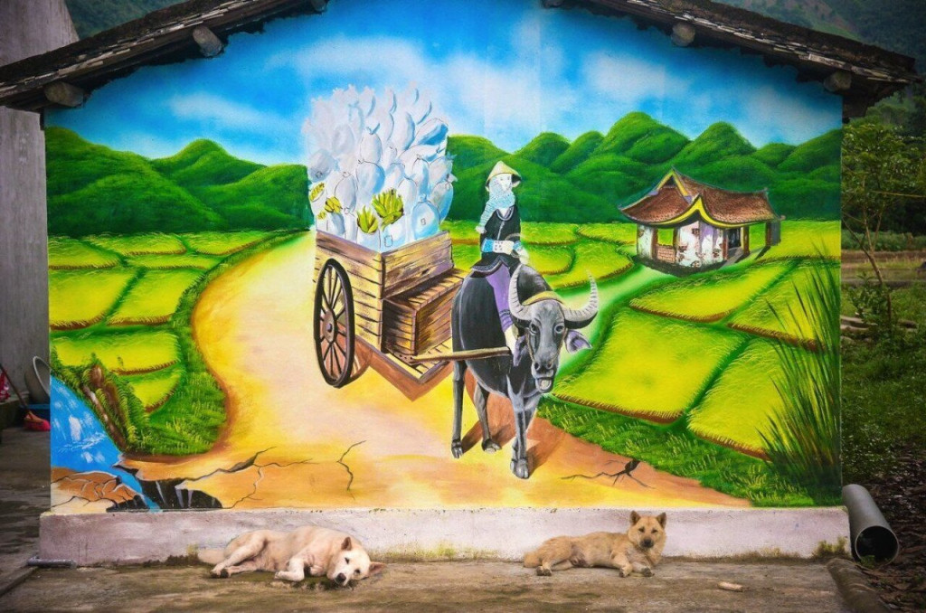 Làng tranh bích họa Pò Hèn