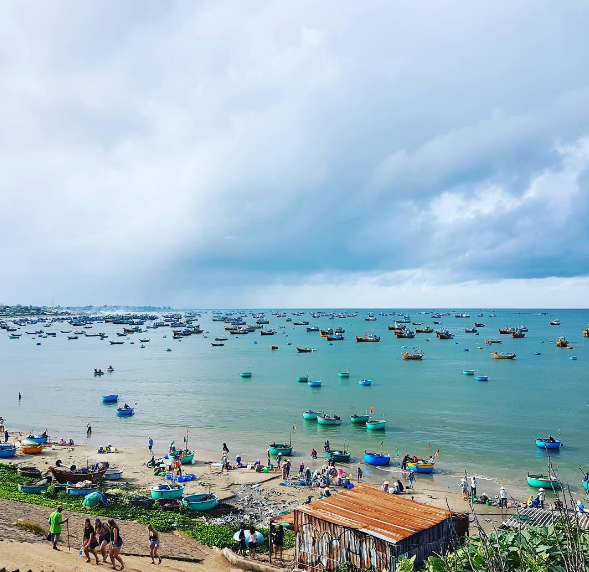 Làng chài Mũi Né hải sản tươi ngon