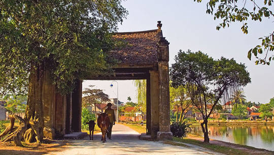 Du lịch Hà Nội ghé thăm không gian xưa cũ tại làng cổ Đường Lâm