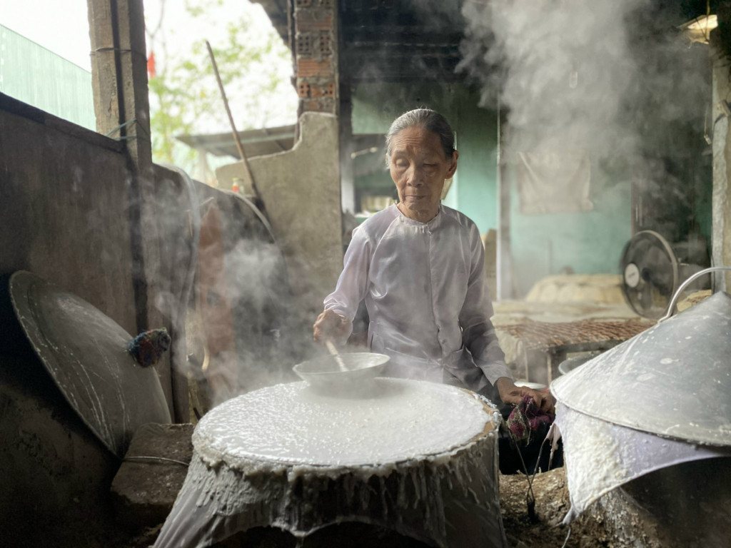 Ảnh: Báo Người lao động.