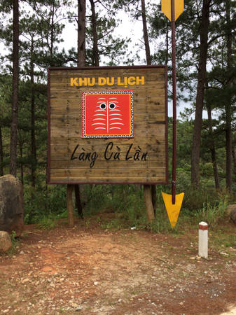 Ghé thăm làng Cù Lần bình yên khi du lịch Đà Lạt