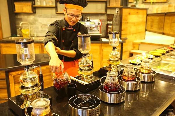 Chỉ mất 39.000 đồng cho một chầu buffet ngọt ‘no nê chán chê’ tại L’angfam Đà Lạt