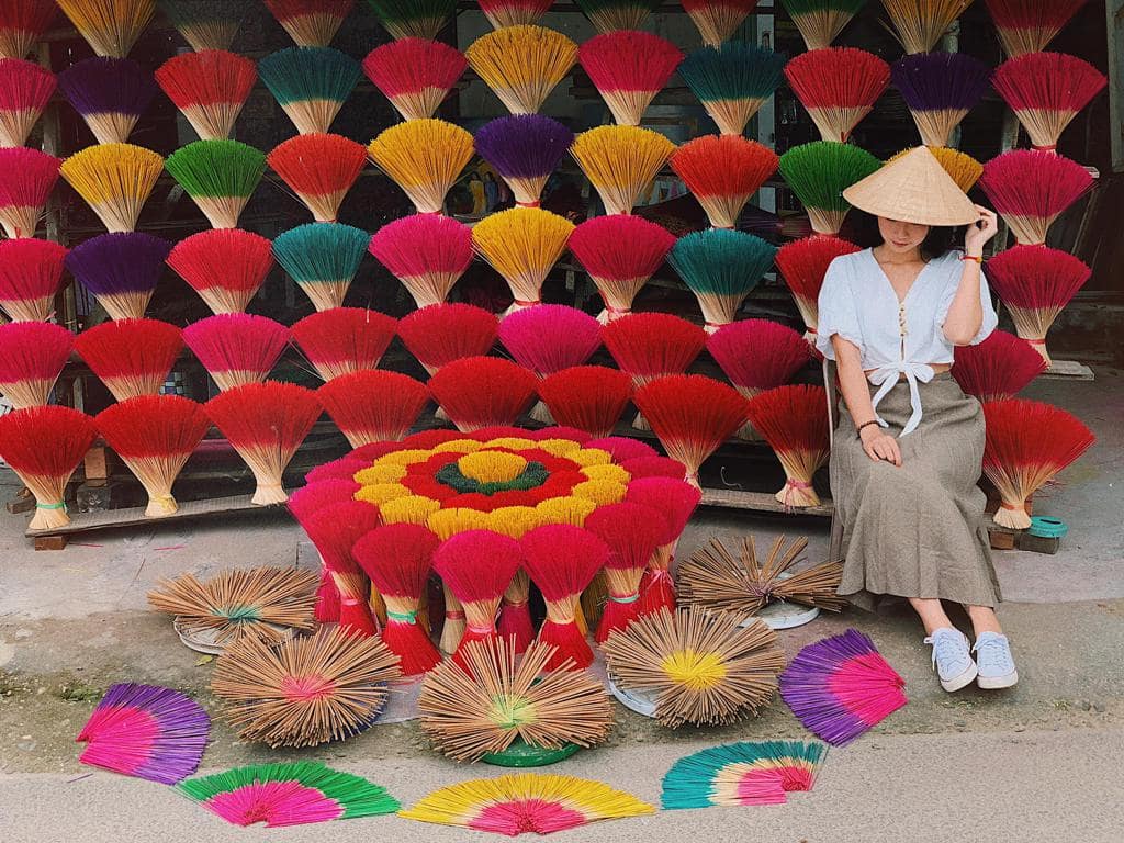 Làng hương Thủy Xuân tour Tết Đà Nẵng Huế