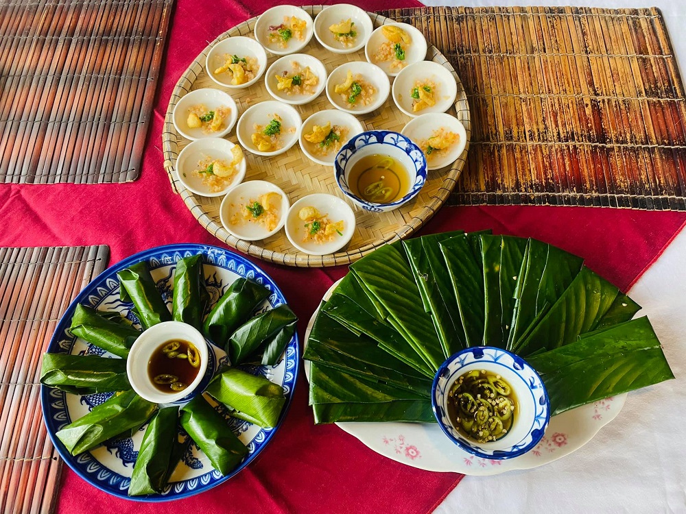 Bánh bèo chén nhân tôm chấy tại làng bánh nậm bánh lọc Huế