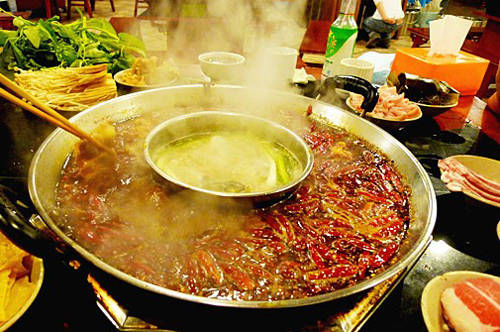 Lẩu Tứ Xuyên có tên gọi từ quê hương sinh ra món lẩu này, tỉnh Tứ Xuyên, Trung Quốc