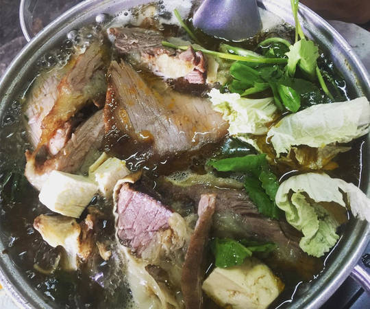 Nồi lẩu bò Ba Toa đậm đà hương vị Đà Lạt
