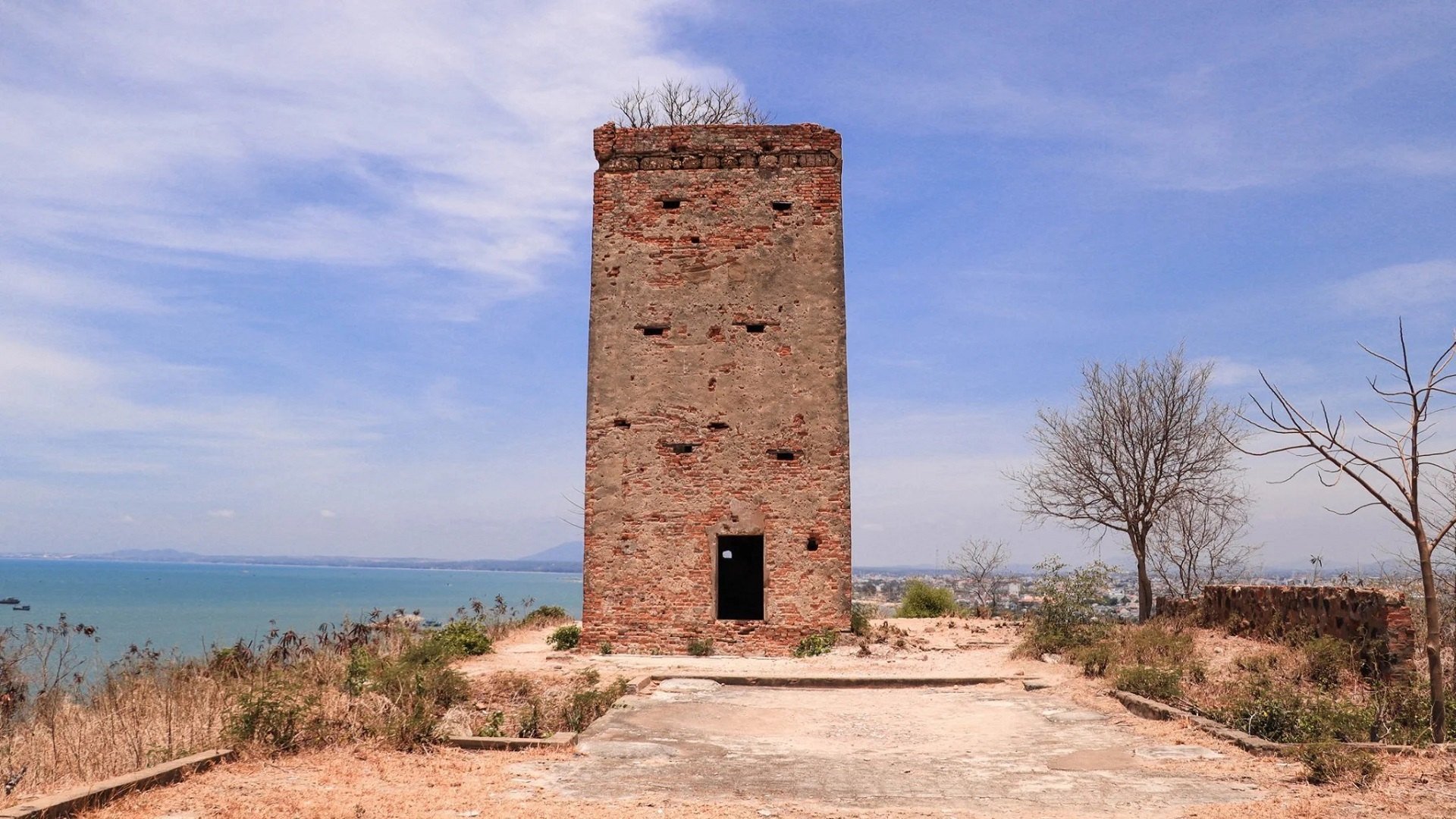 Lầu Ông Hoàng - điểm du lịch Phan Thiết