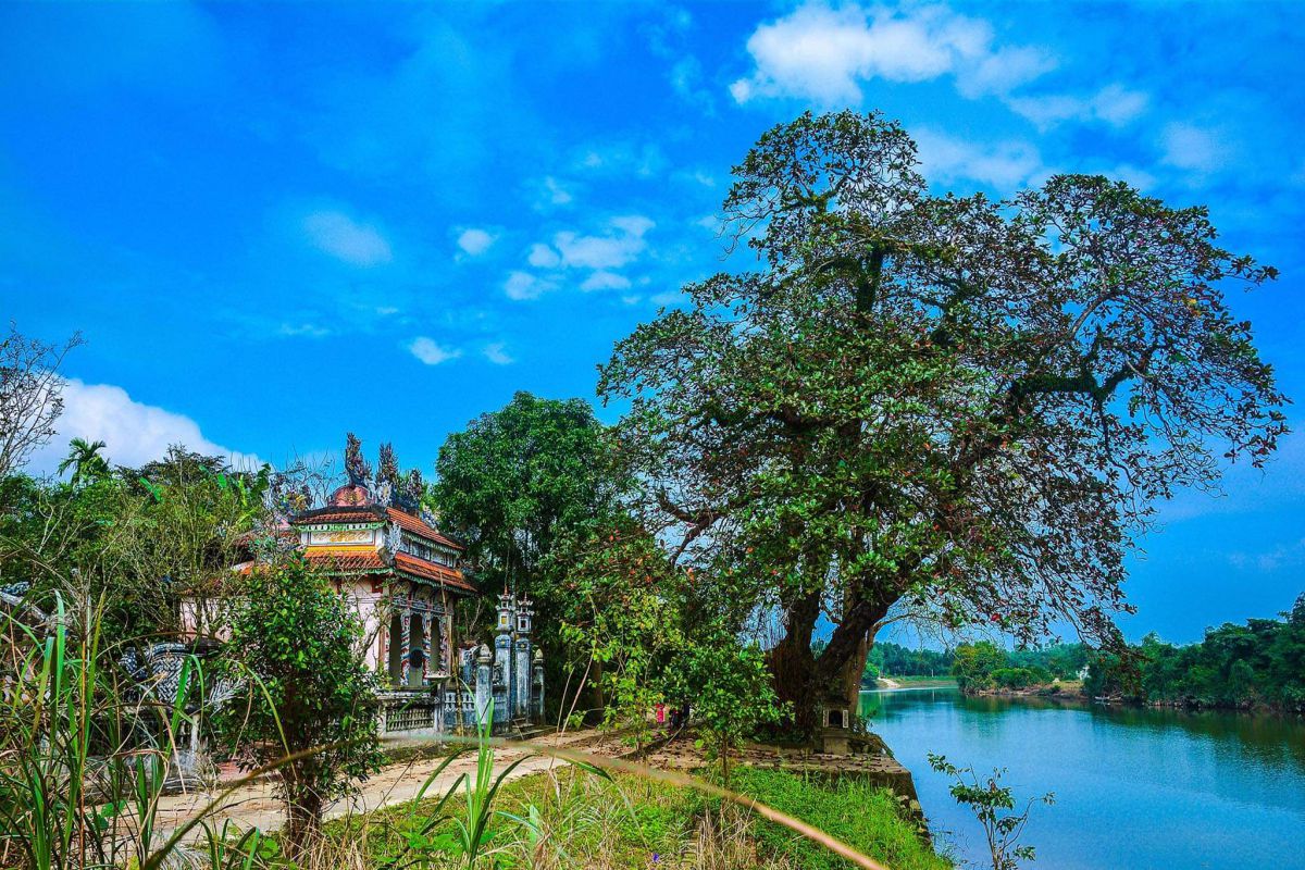 Làng cổ Phước Tích ven sông Ô Lâu