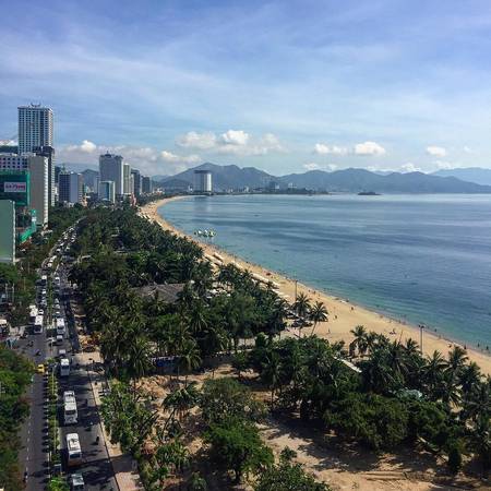 Khách sạn Majestic Nha Trang view biển cực đẹp