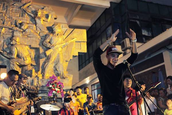 du lịch Hà Nội - Sân khấu đường phố cực cháy của Lễ hội âm nhạc Gió mùa