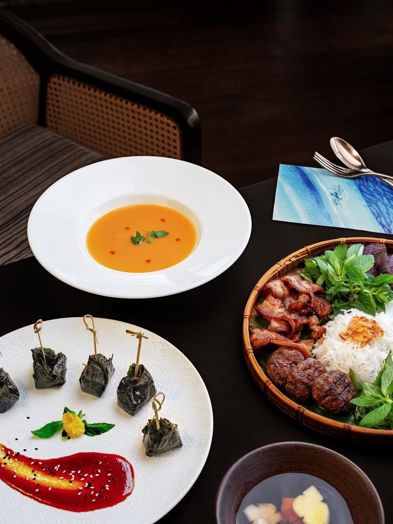 Ẩm thực truyền thống Việt Nam tại Radisson Blu Cam Ranh