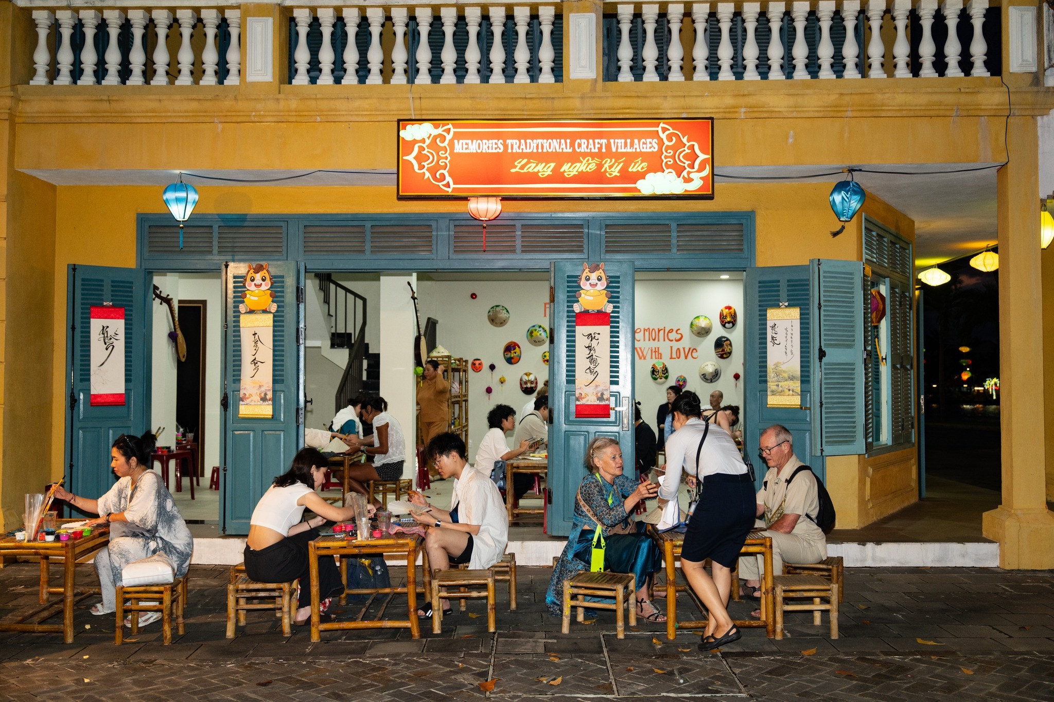 Trải nghiệm nghề truyền thống tại lễ hội