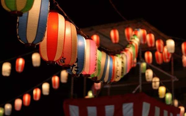 Hình ảnh lồng đèn truyền thống Nhật Bản Hình ảnh lồng đèn truyền thống Nhật Bản