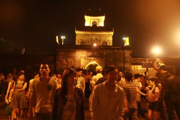 Toàn cảnh lễ khai mạc Festival Huế hoành tráng