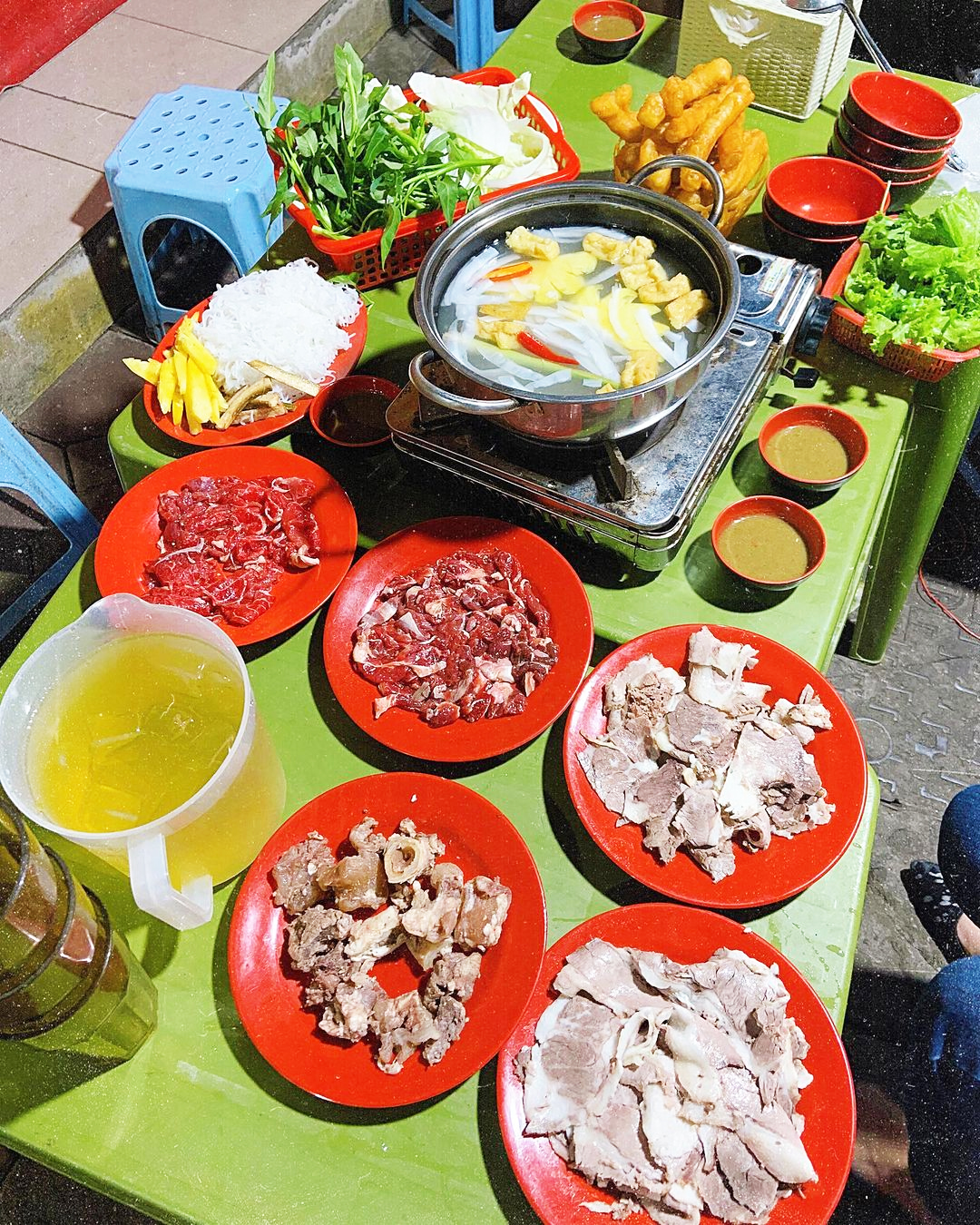 Lẩu bò nhúng giấm ngon Hà Nội