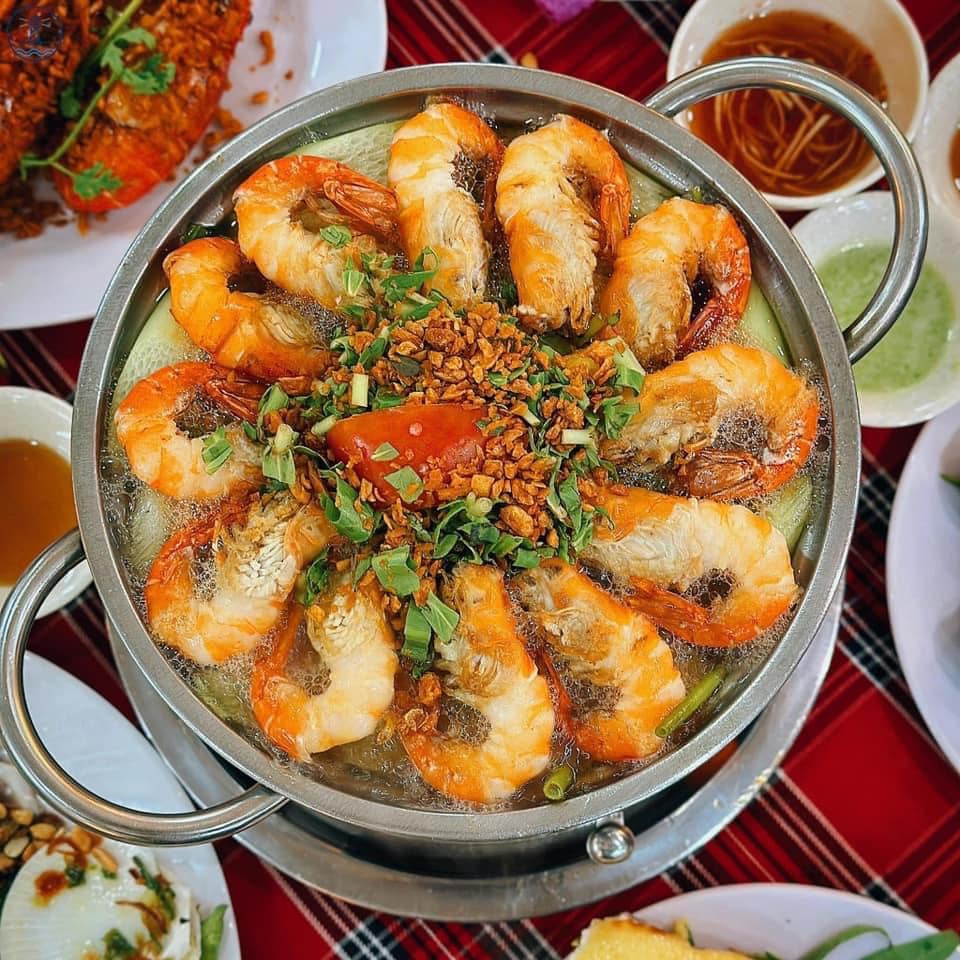Lẩu tôm món ăn ngon Vũng Tàu