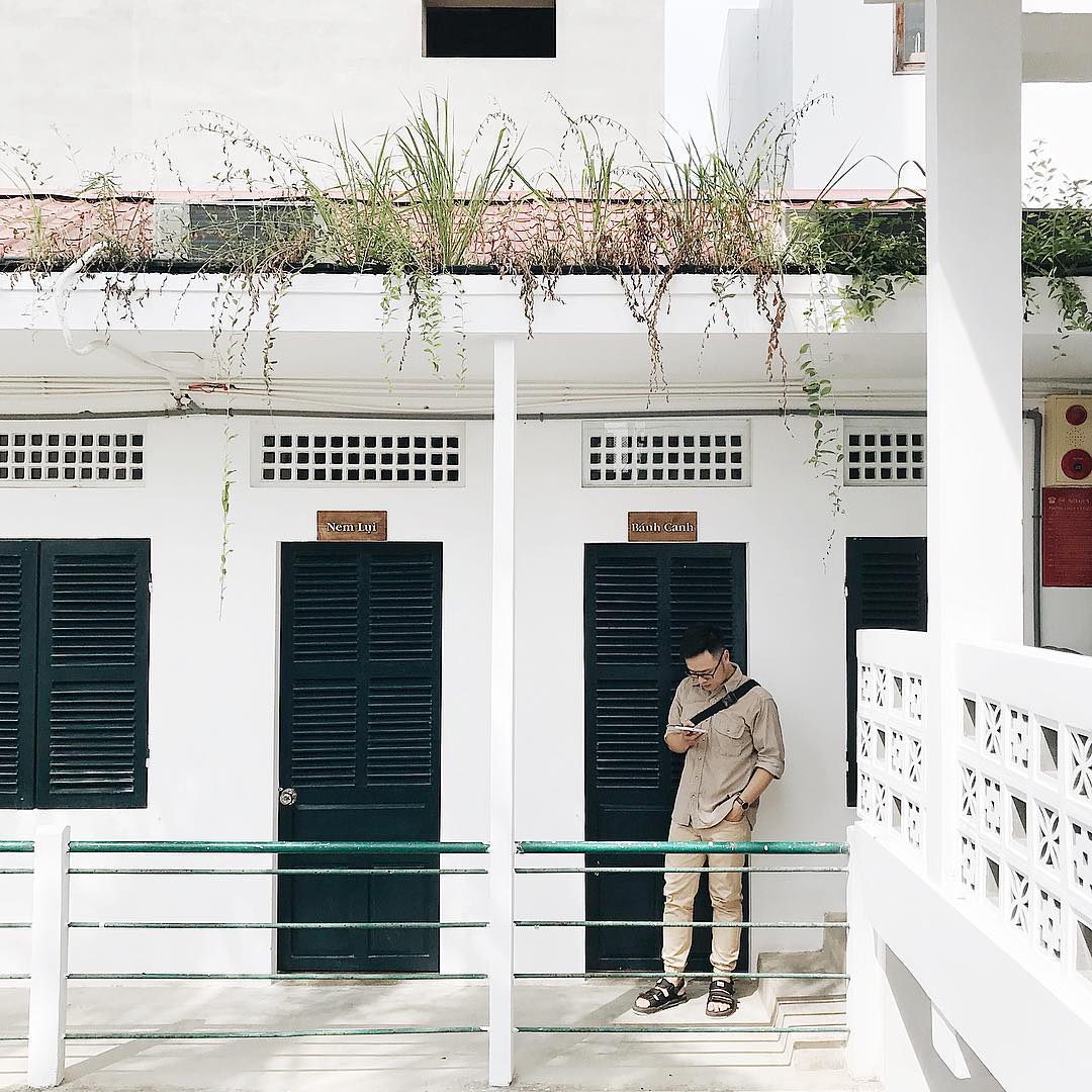 Zone Đà Nẵng - Xe lam màu vàng làm điểm check-in
