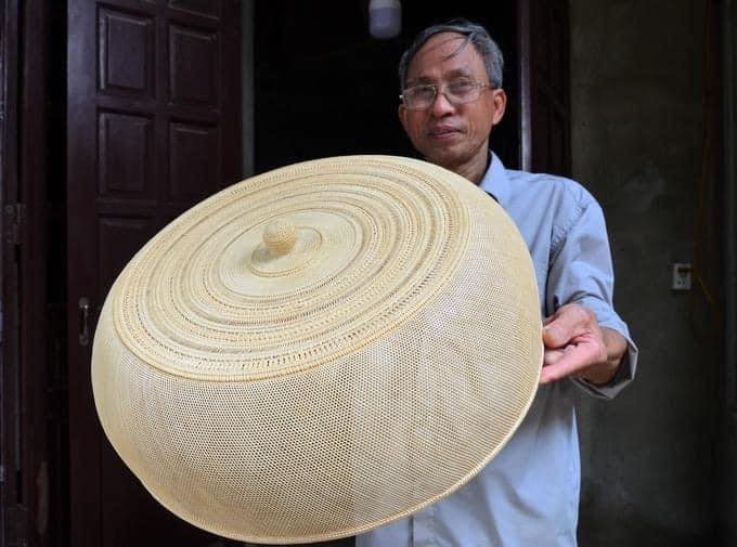 lồng-bàn-giá-30-triệu-đồng-ivivu-2
