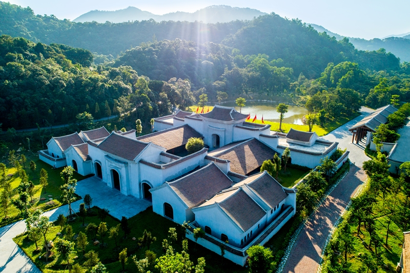Kiến trúc cung đình Legacy Yên Tử