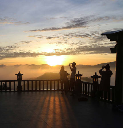 len-linh-quy-phap-an-ngam-binh-minh-ivivu-2 len-linh-quy-phap-an-ngam-binh-minh-ivivu-2