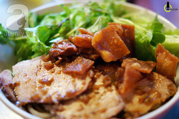 lich-an-choi-dung-dieu-de-tan-huong-tron-ven-mot-hoi-an-tren-ca-tuyet-voi-ivivu-17 SONY DSC