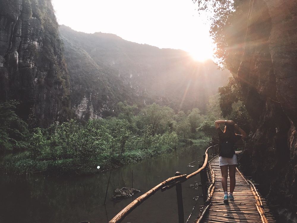 lich-trinh-chi-tiet-du-lich-a-noi-ninh-binh-moc-chau-trong-8-ngay-ivivu-16 lich-trinh-chi-tiet-du-lich-a-noi-ninh-binh-moc-chau-trong-8-ngay-ivivu-16