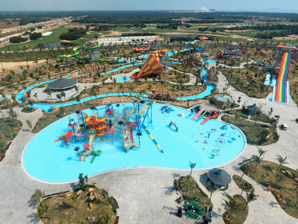 Toàn cảnh công viên nước Vinpearl Land Nam Hội An