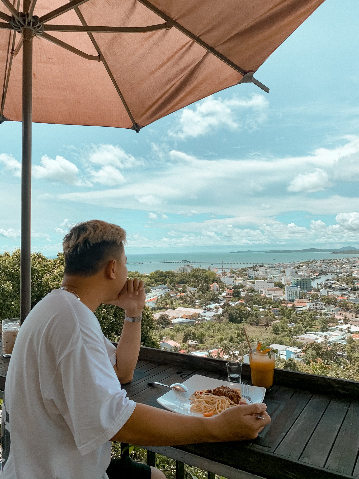 Lịch trình Phú Quốc 5N4Đ - View từ Chuồn Chuồn Bistro