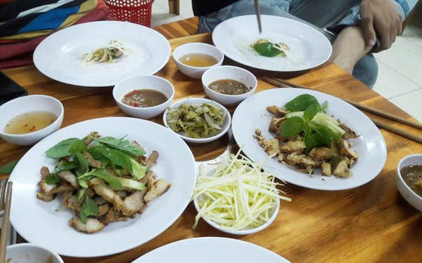 Bánh ướt dĩa chồng dĩa món ăn ngon Vũng Tàu Bánh ướt dĩa chồng dĩa món ăn ngon Vũng Tàu