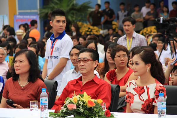 Sự kiện giao lưu văn hóa của nghệ sĩ Lục Tiểu Linh Đồng tại Hà Nội