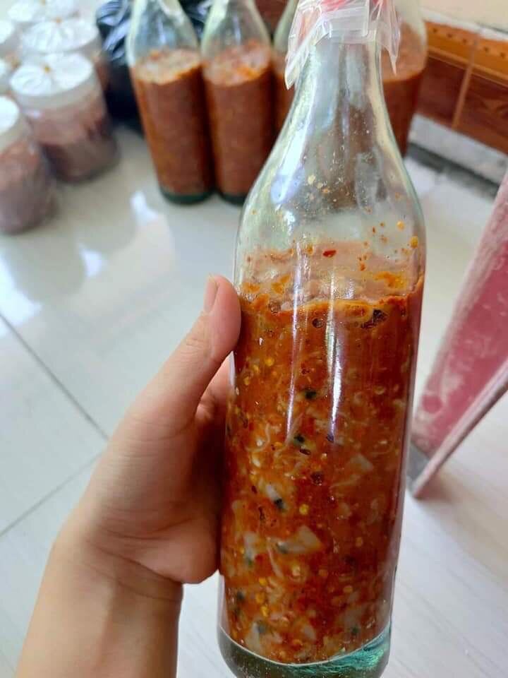 Hũ mắm sò Lăng Cô chín đỏ thơm ngon