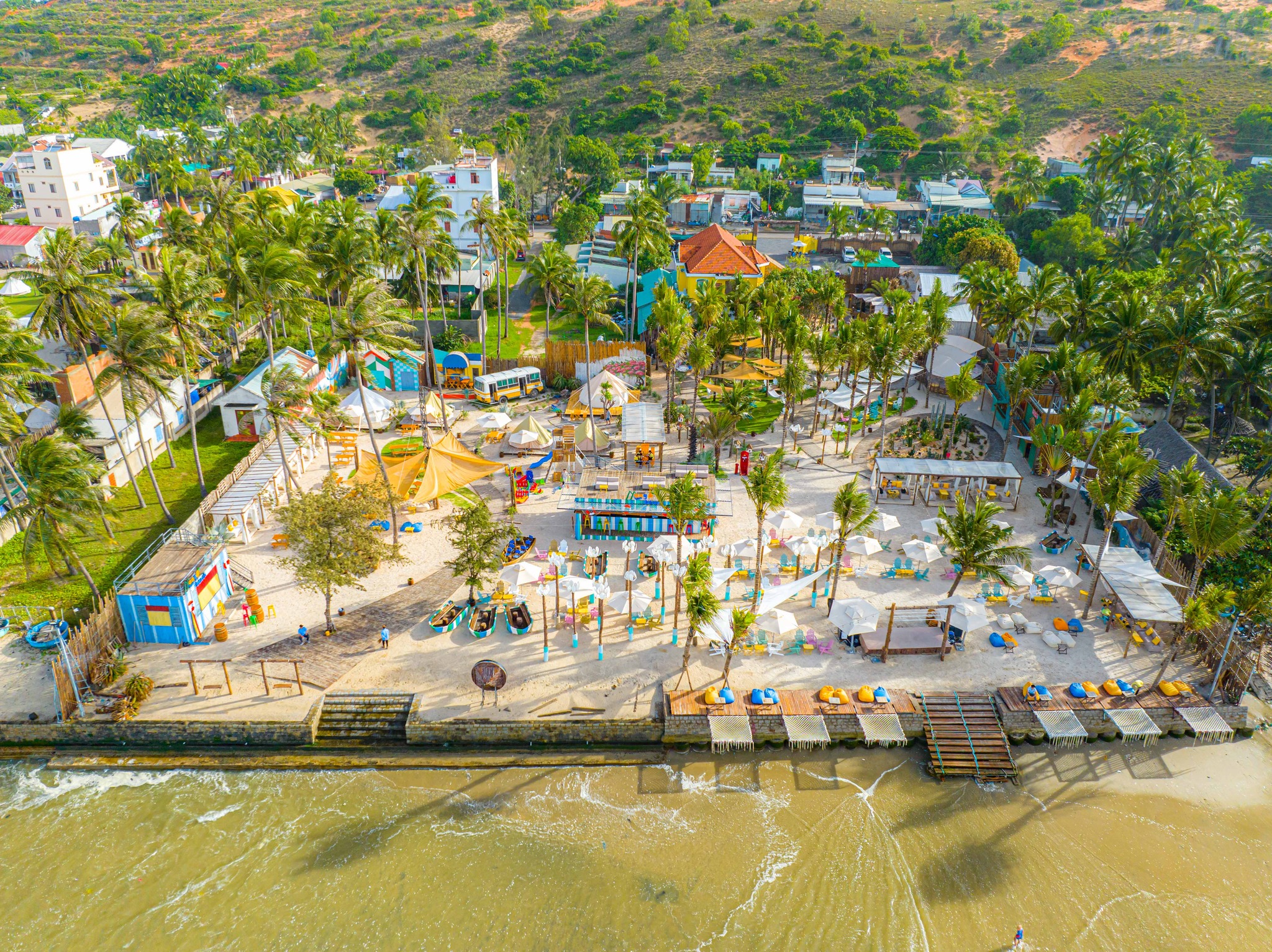 Mango Beach Bình Thuận bờ biển hoang sơ view đẹp