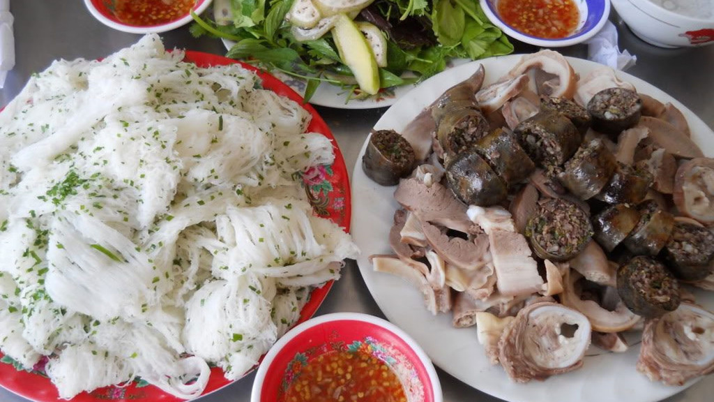 Bánh hỏi lòng heo trong ẩm thực Phú Yên