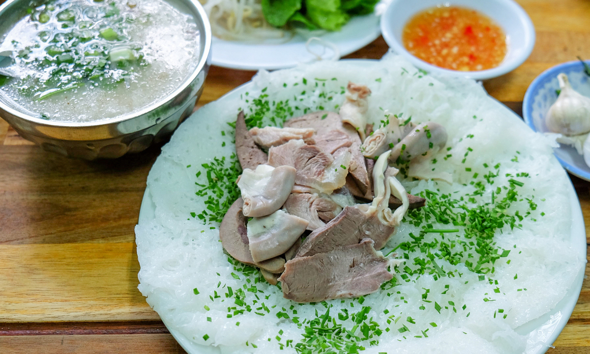 Bánh hỏi cháo lòng - món ăn ngon Quy Nhơn