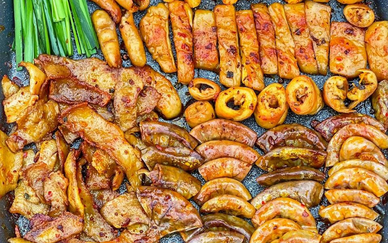 Nem Chợ Huyện - món ăn ngon Quy Nhơn