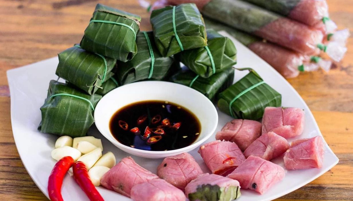 Nem Chợ Huyện - món ăn ngon Quy Nhơn