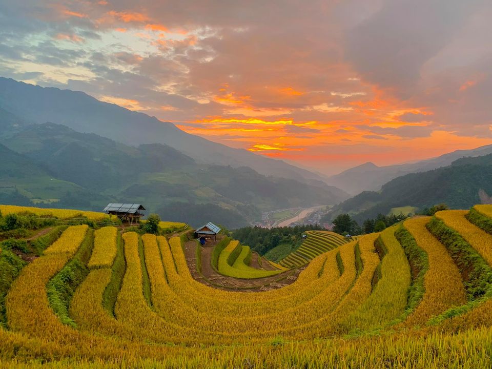 Tour Mù Cang Chải 3N2Đ: Tắm suối khoáng nóng, thưởng ngoạn cảnh sắc vùng Tây Bắc