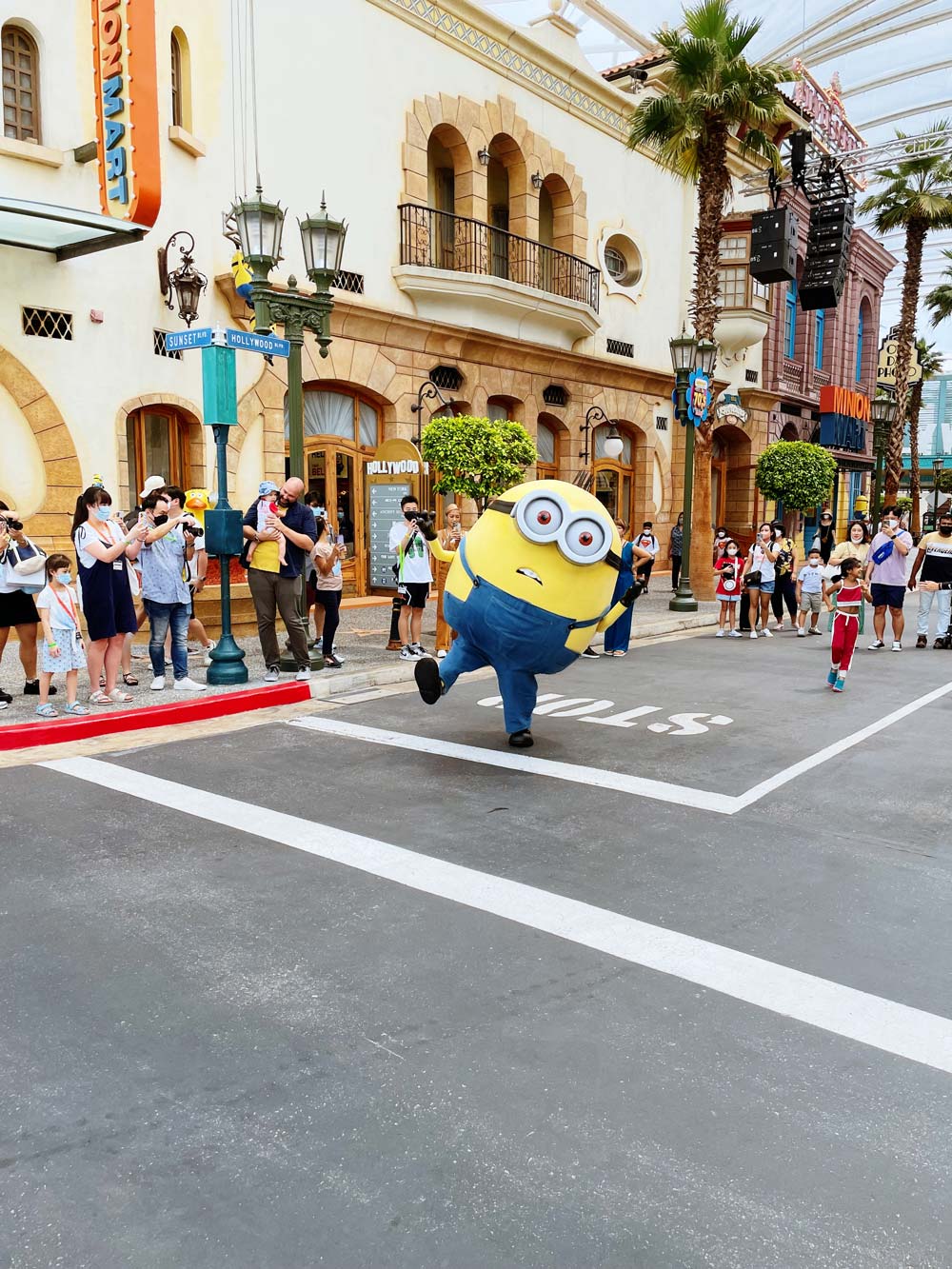 Minions biểu diễn Karate Singapore