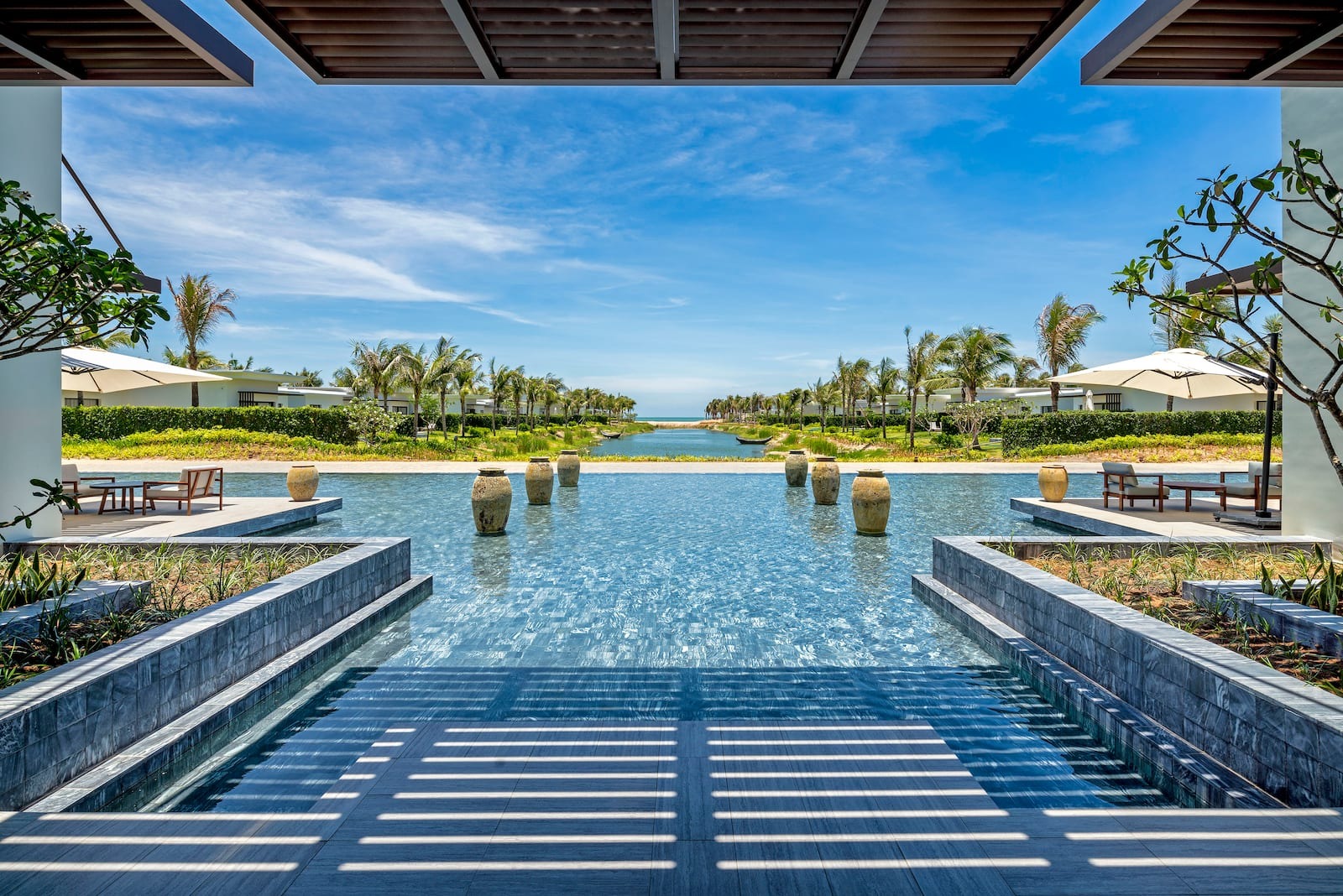Bãi biển Melia Hồ Tràm - combo resort Vũng Tàu