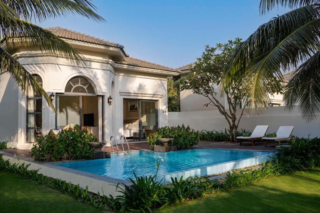 Hồ bơi riêng tư tại biệt thự Meliá Vinpearl Phú Quốc