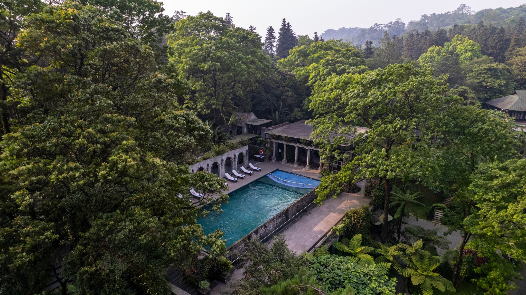 Meliá-Ba-Vì-Mountain-Retreat-ivivu