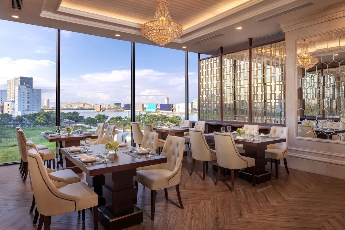 Meliá- Vinpearl- Đà -Nẵng -Riverfront-ivivu-4