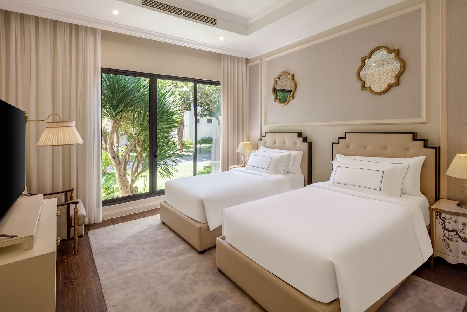 Thưởng thức ẩm thực cao cấp tại Melia Vinpearl Cam Ranh