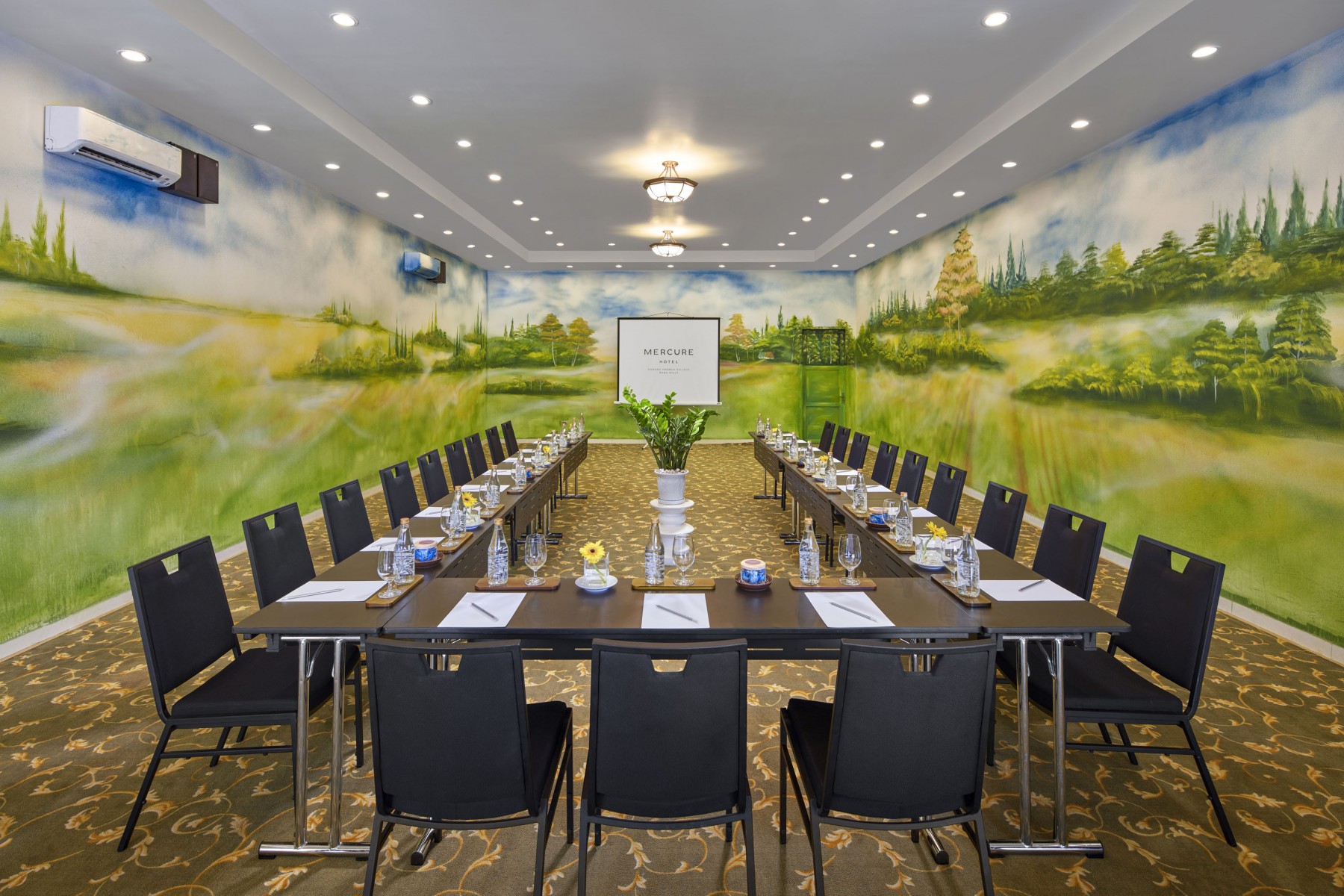Khu vực tổ chức sự kiện tại Mercure Đà Nẵng French Village