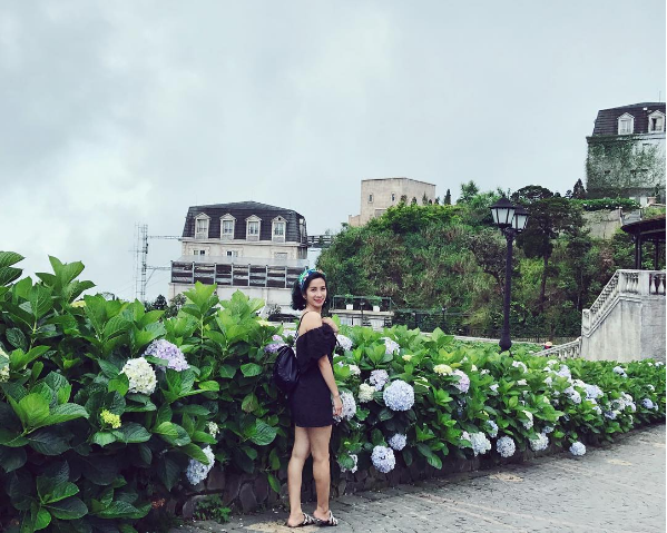 Mercure Đà Nẵng French Village Bà Nà Hills bể bơi trong nhà