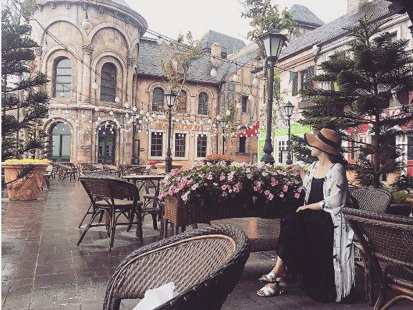 Mercure Đà Nẵng French Village Bà Nà Hills không gian phòng Deluxe