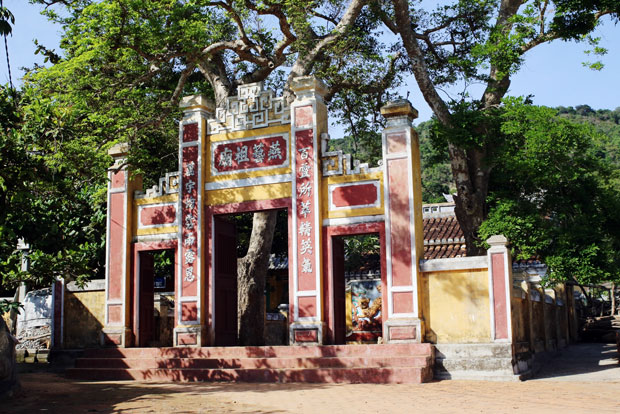 miếu-tổ-nghề-yến-ivivu