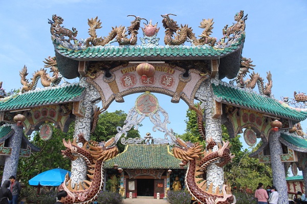 Kiến trúc Miếu Nổi Sài Gòn pha lẫn Trung Hoa và Việt Nam